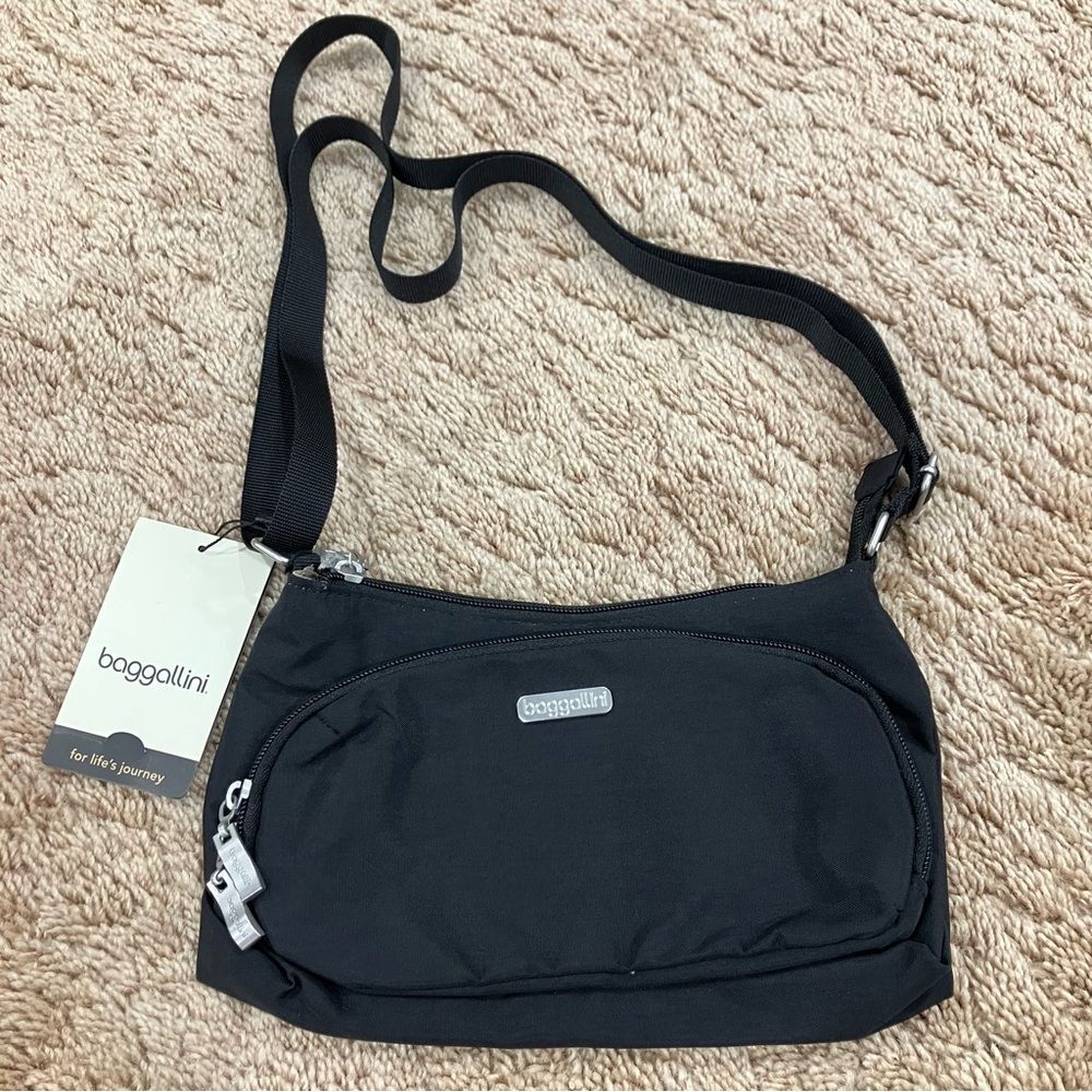 Baggallini Daily Bag Discontinued Black with Sand Lining MDB211B0018 NEW